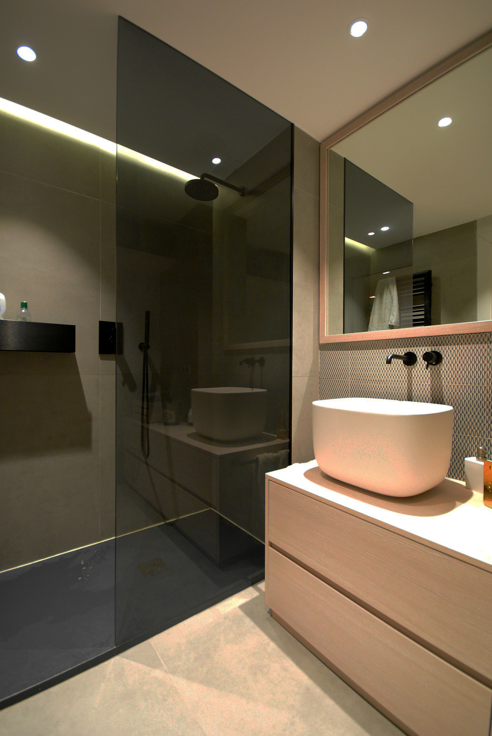 2-bedroom condo near Asoke BTS interior 3